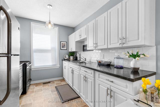1284 Springbank Ave, House detached with 2 bedrooms, 2 bathrooms and 7 parking in London ON | Image 37