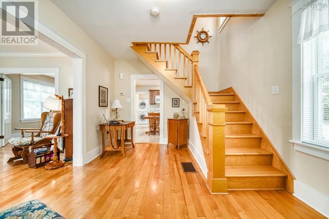 133 Pleasant Street, House detached with 4 bedrooms, 1 bathrooms and null parking in Mahone Bay NS | Image 14