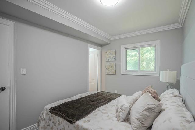 74 Pharmacy Ave, House detached with 2 bedrooms, 3 bathrooms and 3 parking in Toronto ON | Image 7