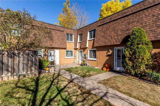 56 - 120 Country Club Drive, House attached with 3 bedrooms, 1 bathrooms and 1 parking in Guelph ON | Image 7
