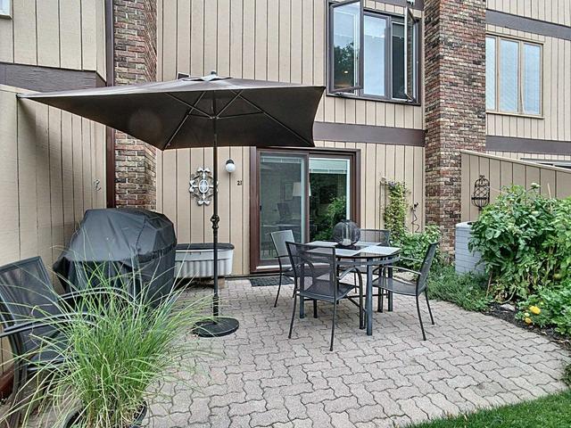 21 - 178 Scott St, Townhouse with 2 bedrooms, 2 bathrooms and 2 parking in St. Catharines ON | Image 17