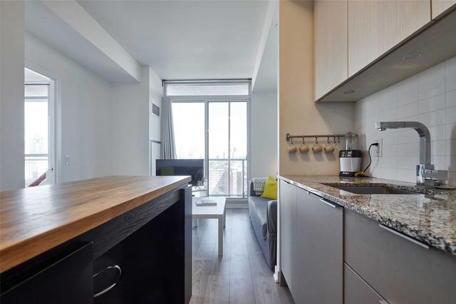 2002 - 120 Parliament St, Condo with 2 bedrooms, 1 bathrooms and 0 parking in Toronto ON | Image 37