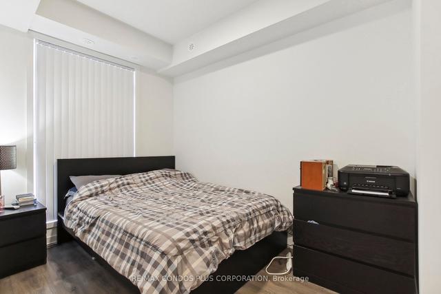 th104 - 90 Canon Jackson Dr, Townhouse with 1 bedrooms, 1 bathrooms and 1 parking in Toronto ON | Image 6