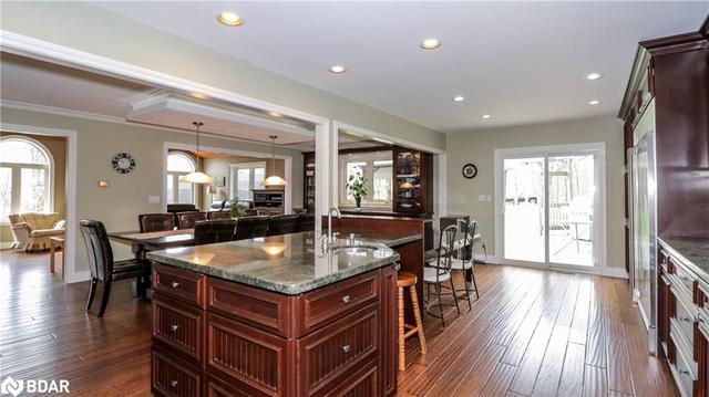 2242 5 Line N, House detached with 4 bedrooms, 3 bathrooms and 12 parking in Oro Medonte ON | Image 15
