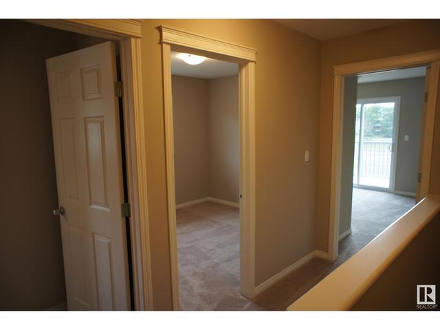 11841 97 St Nw, House attached with 3 bedrooms, 2 bathrooms and 4 parking in Edmonton AB | Image 14