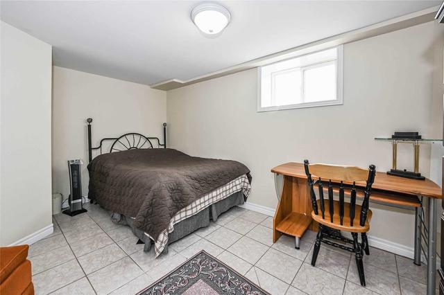 225 Elizabeth St, House detached with 5 bedrooms, 3 bathrooms and 5 parking in Guelph ON | Image 25