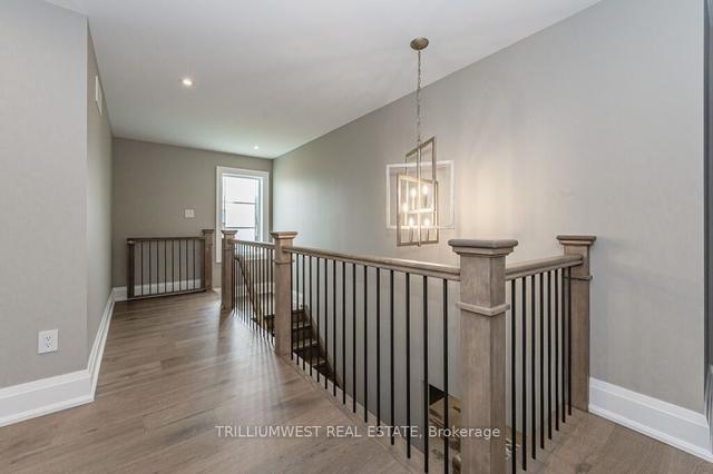 9 Knevitt Pl, House detached with 4 bedrooms, 5 bathrooms and 6 parking in Guelph ON | Image 10