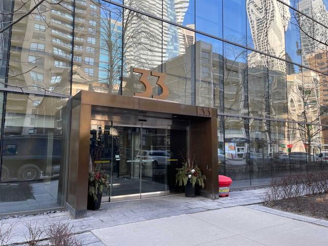 3609 - 33 Charles St E, Condo with 1 bedrooms, 1 bathrooms and 1 parking in Toronto ON | Image 1