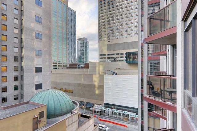 1012 - 85 Bloor St E, Condo with 1 bedrooms, 1 bathrooms and 0 parking in Toronto ON | Image 25