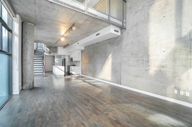th1 - 25 Oxley St, Townhouse with 2 bedrooms, 3 bathrooms and 1 parking in Toronto ON | Image 23