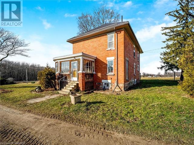 5534 Highway 9 Highway, Home with 4 bedrooms, 1 bathrooms and 20 parking in Minto ON | Image 5