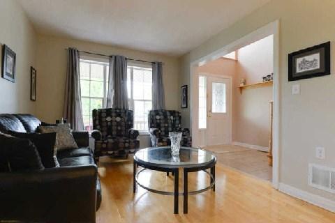 1525 Swann Cres, House detached with 3 bedrooms, 3 bathrooms and 2 parking in Milton ON | Image 4
