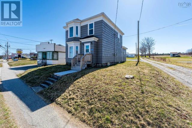 8214 Highway 1, House detached with 3 bedrooms, 2 bathrooms and null parking in Clare NS | Image 43