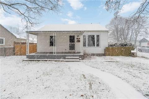 549 Cromwell St, Sarnia, ON, N7T3Z5 | Card Image