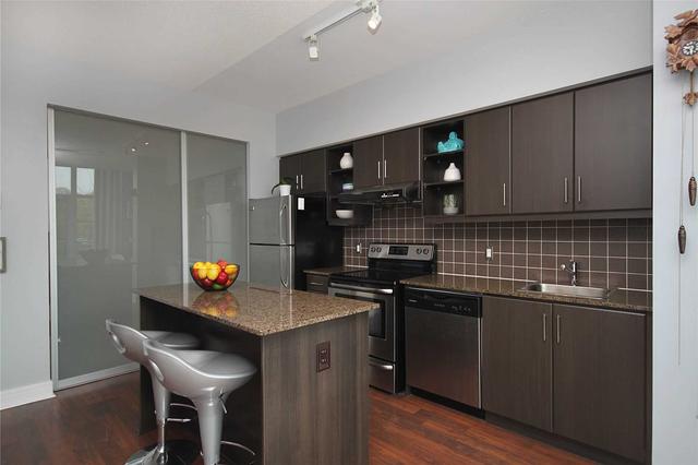124 - 35 Brian Peck Cres, Condo with 2 bedrooms, 2 bathrooms and 1 parking in Toronto ON | Image 20