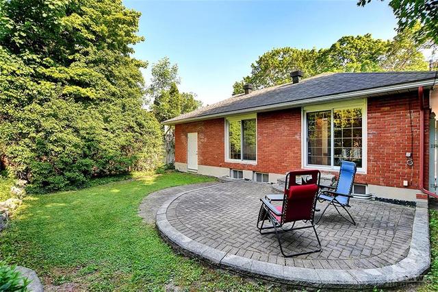1538 Chomley Crescent, House detached with 3 bedrooms, 2 bathrooms and 5 parking in Ottawa ON | Image 27