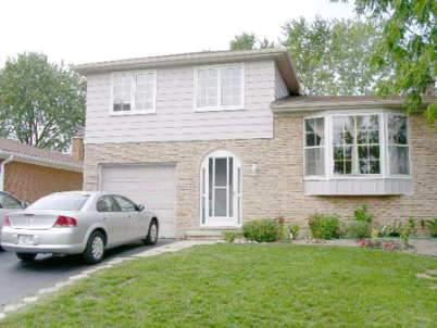 1234 Huntingwood Dr, House detached with 3 bedrooms, 3 bathrooms and 2 parking in Toronto ON | Image 1