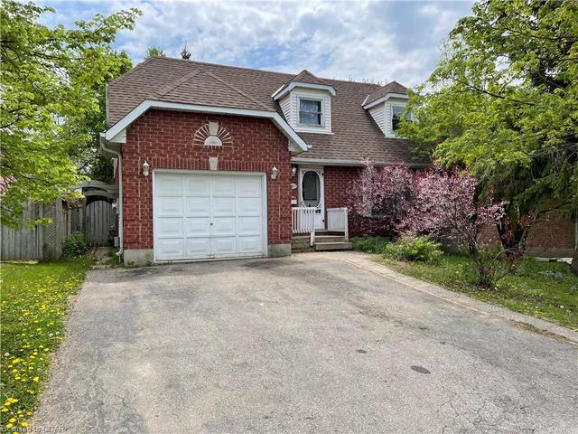 140 Kortright Road W, House detached with 4 bedrooms, 2 bathrooms and 3 parking in Guelph ON | Image 1