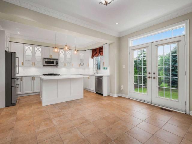 5095 Preservation Circ, House detached with 4 bedrooms, 4 bathrooms and 4 parking in Mississauga ON | Image 2