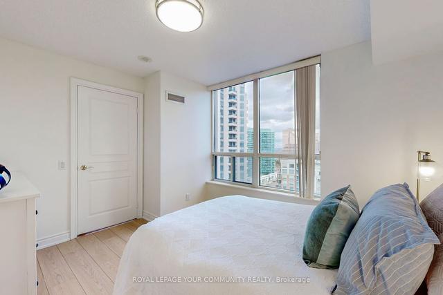1911 - 10 Northtown Way, Condo with 2 bedrooms, 2 bathrooms and 1 parking in Toronto ON | Image 16