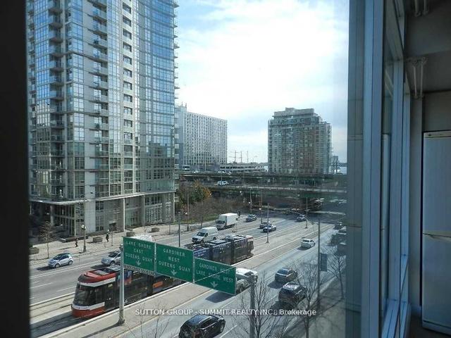 523 - 15 Brunel Crt, Condo with 1 bedrooms, 1 bathrooms and 0 parking in Toronto ON | Image 10