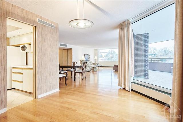 3a - 300 Queen Elizabeth Drive, Condo with 2 bedrooms, 2 bathrooms and 2 parking in Ottawa ON | Image 9