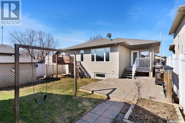 1923 Kumar Lane, House detached with 3 bedrooms, 3 bathrooms and null parking in Regina SK | Image 33