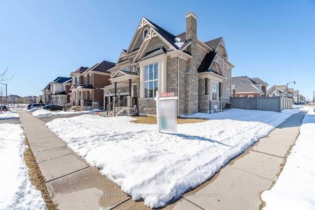2 Herringbone Cres, House detached with 4 bedrooms, 4 bathrooms and 9 parking in Brampton ON | Image 34