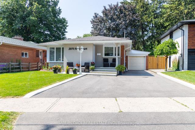 2070 Neris Crt, House detached with 3 bedrooms, 2 bathrooms and 6 parking in Mississauga ON | Image 1