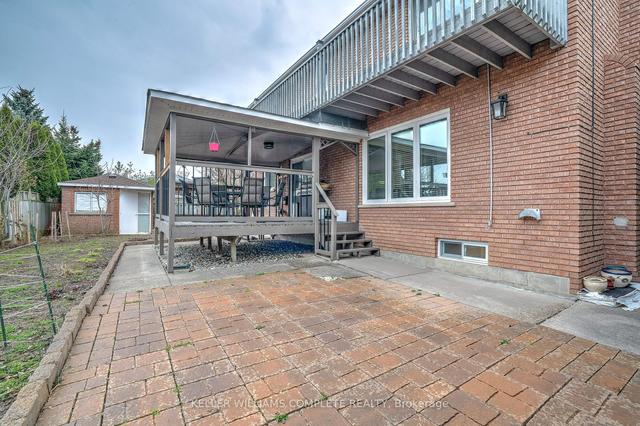 144 Solomon Cres, House detached with 4 bedrooms, 4 bathrooms and 6 parking in Hamilton ON | Image 25