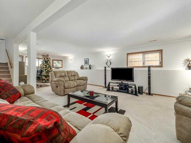 118 Heritage Place W, House detached with 3 bedrooms, 3 bathrooms and 4 parking in Lethbridge AB | Image 29