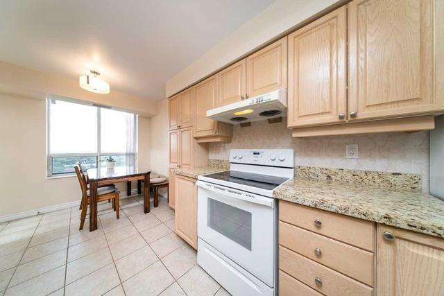 2317 - 18 Sommerset Way, Condo with 2 bedrooms, 2 bathrooms and 1 parking in Toronto ON | Image 20