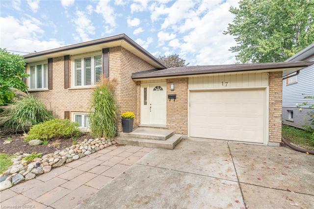 17 Edge Street, House detached with 4 bedrooms, 2 bathrooms and 3 parking in Brantford ON | Image 1