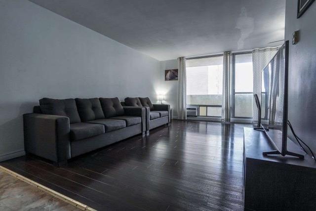 1818 - 1 Massey Sq, Condo with 1 bedrooms, 1 bathrooms and 0 parking in Toronto ON | Image 19