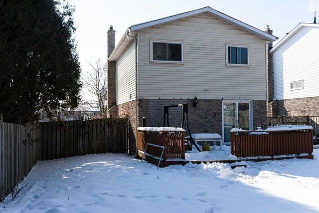 832 Copperfield Dr, House detached with 3 bedrooms, 3 bathrooms and 4 parking in Oshawa ON | Image 16