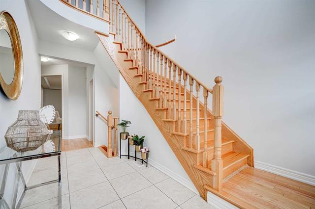 8 Amaretto Crt, House detached with 4 bedrooms, 4 bathrooms and 4 parking in Brampton ON | Image 36