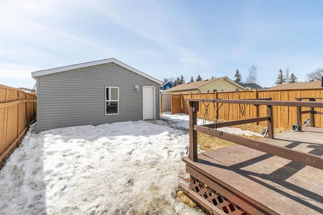 23 Martinview Road Ne, House detached with 4 bedrooms, 2 bathrooms and 4 parking in Calgary AB | Image 23