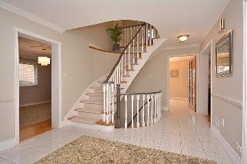 3659 Belvedere Cres, House detached with 4 bedrooms, 4 bathrooms and 6 parking in Mississauga ON | Image 9