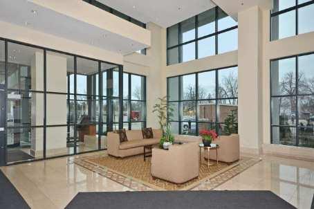 503 - 100 John St, Condo with 1 bedrooms, 1 bathrooms and 1 parking in Brampton ON | Image 2