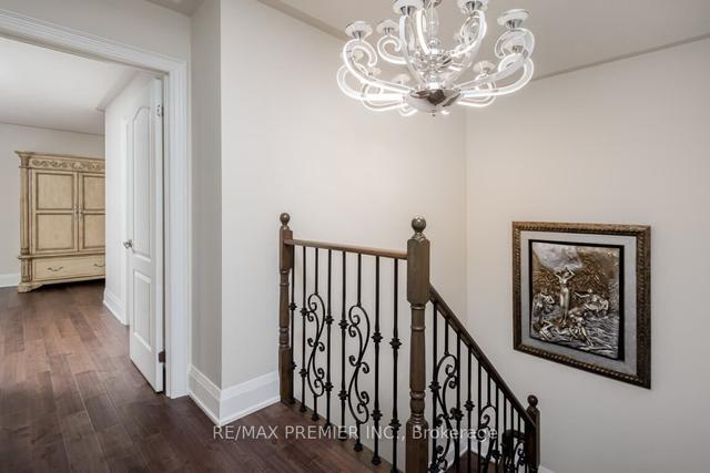 118 Footbridge Cres, House detached with 4 bedrooms, 4 bathrooms and 4 parking in Brampton ON | Image 10