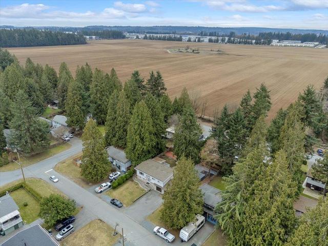 4019 196a Street, House detached with 4 bedrooms, 2 bathrooms and 6 parking in Langley BC | Image 31