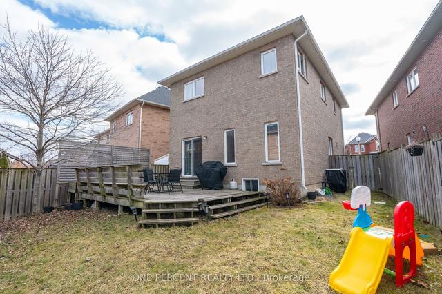 32 Sedgebrook Ave, House detached with 3 bedrooms, 3 bathrooms and 3 parking in Hamilton ON | Image 25