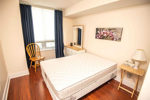 1512 - 15 Greenview Ave, Condo with 2 bedrooms, 2 bathrooms and 1 parking in Toronto ON | Image 2