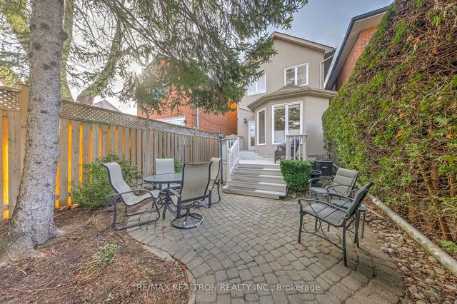 348 Woburn Ave, House detached with 3 bedrooms, 4 bathrooms and 2 parking in Toronto ON | Image 11