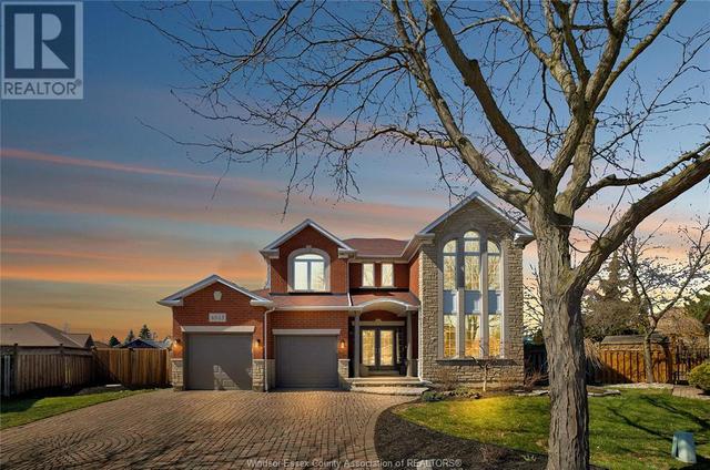 4645 Tournament Court, House detached with 6 bedrooms, 3 bathrooms and null parking in Windsor ON | Image 1
