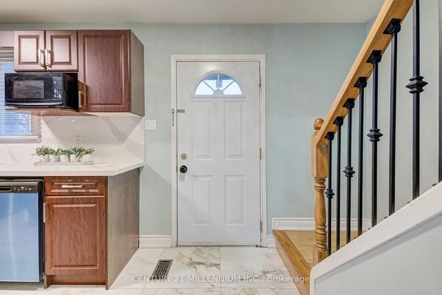 47 - 45 Hansen Rd N, Townhouse with 3 bedrooms, 2 bathrooms and 1 parking in Brampton ON | Image 12