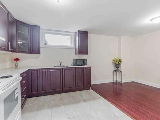 158 b Leyton Ave, House detached with 4 bedrooms, 5 bathrooms and 3 parking in Toronto ON | Image 17