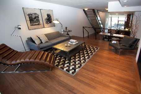 th01 - 90 Trinity St, Townhouse with 2 bedrooms, 3 bathrooms and 1 parking in Toronto ON | Image 3