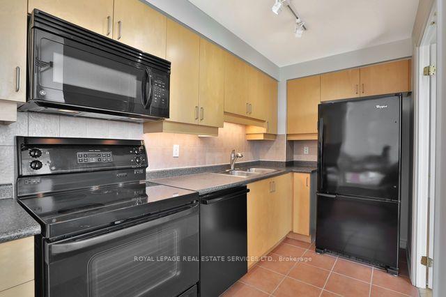 lph 4 - 60 Old Mill Rd, Condo with 2 bedrooms, 2 bathrooms and 2 parking in Oakville ON | Image 20