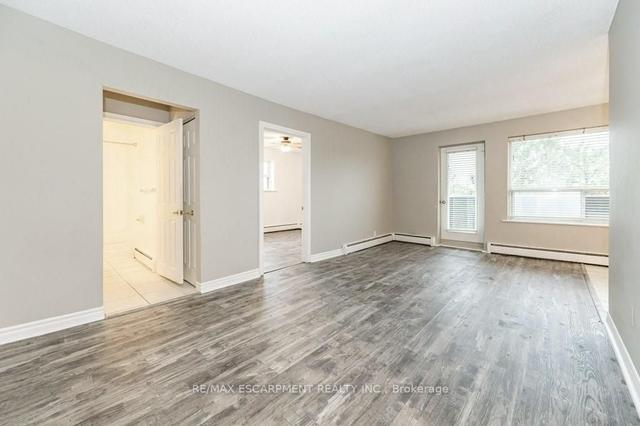 604 - 2411 New St, Condo with 1 bedrooms, 1 bathrooms and 1 parking in Burlington ON | Image 3
